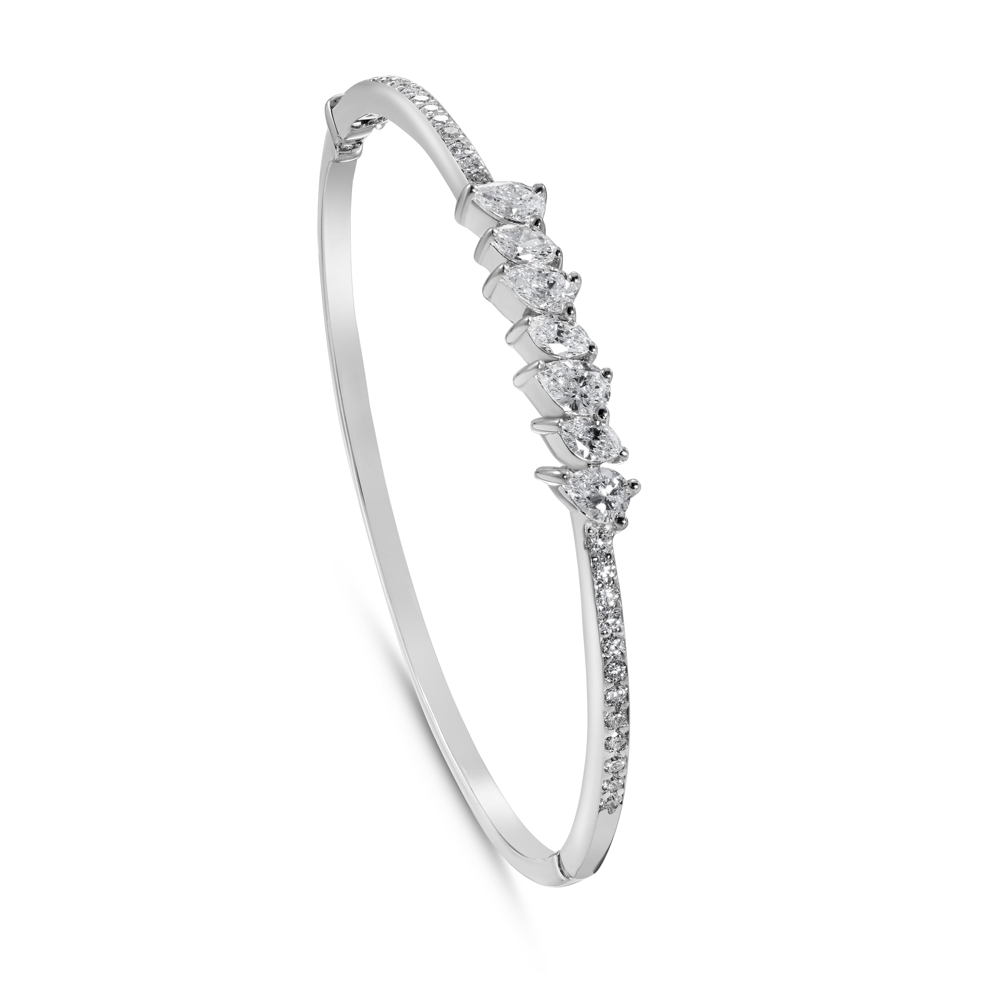 Diamond-Bangles-18K-GOLD-SIRAN-BY-IRAM-Jewelry