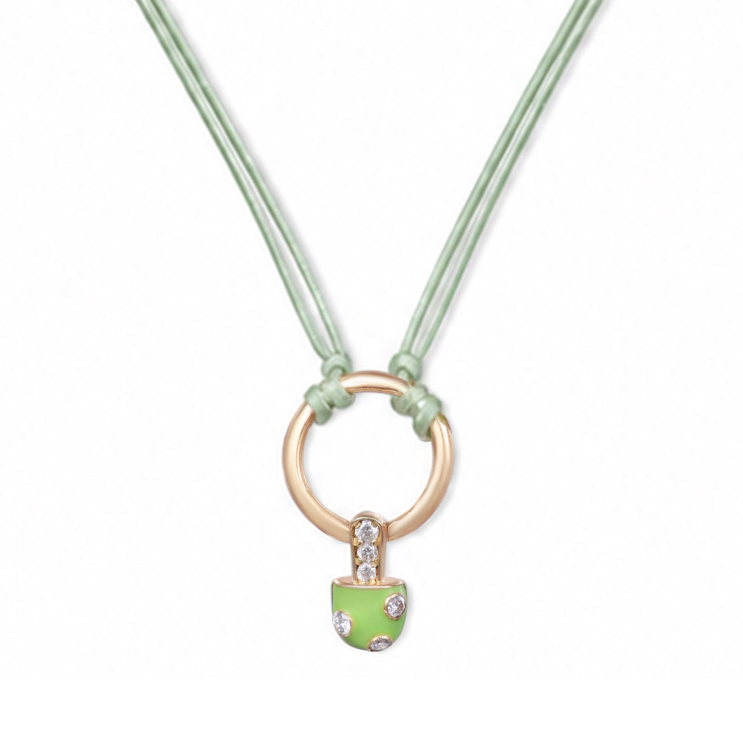18K Gold Iconic Dolato Diamond Necklace in Pistachio
