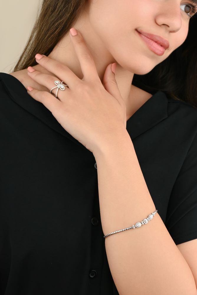 Special offer Chic double-line ring adorned with two Marquise-cut diamonds - S-R311X