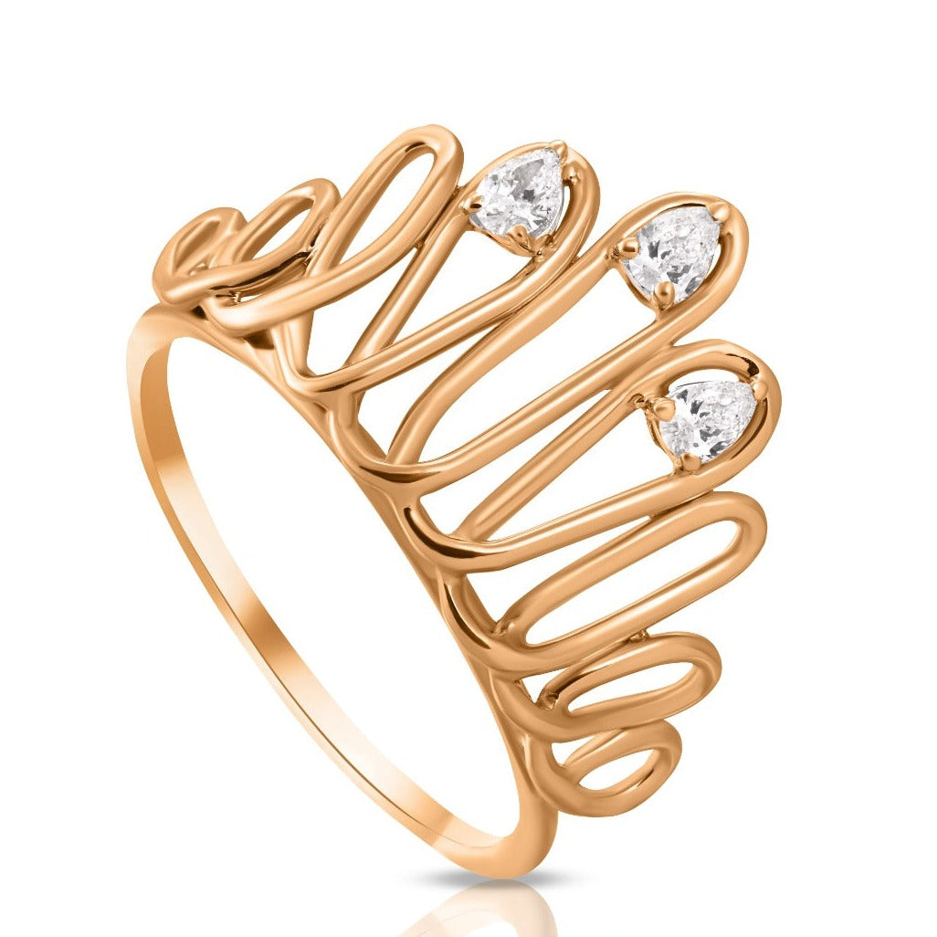 A queen ring with 3 pear diamonds on the top of the crown in 18K Yellow Gold - S-X44R