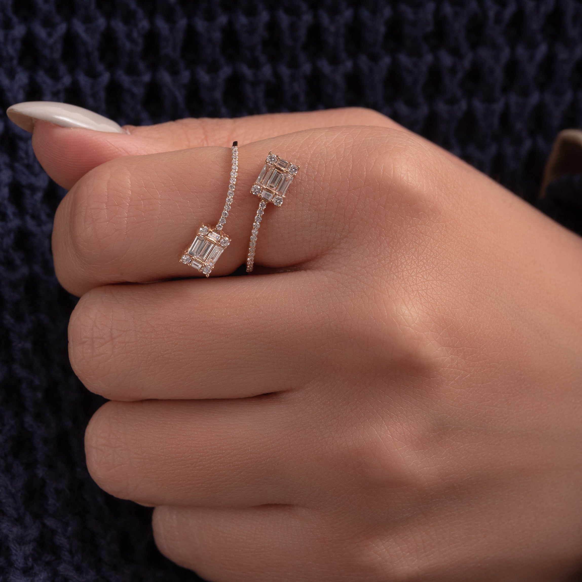 Baguette diamond bypass ring in 18k White gold - SIR1593R