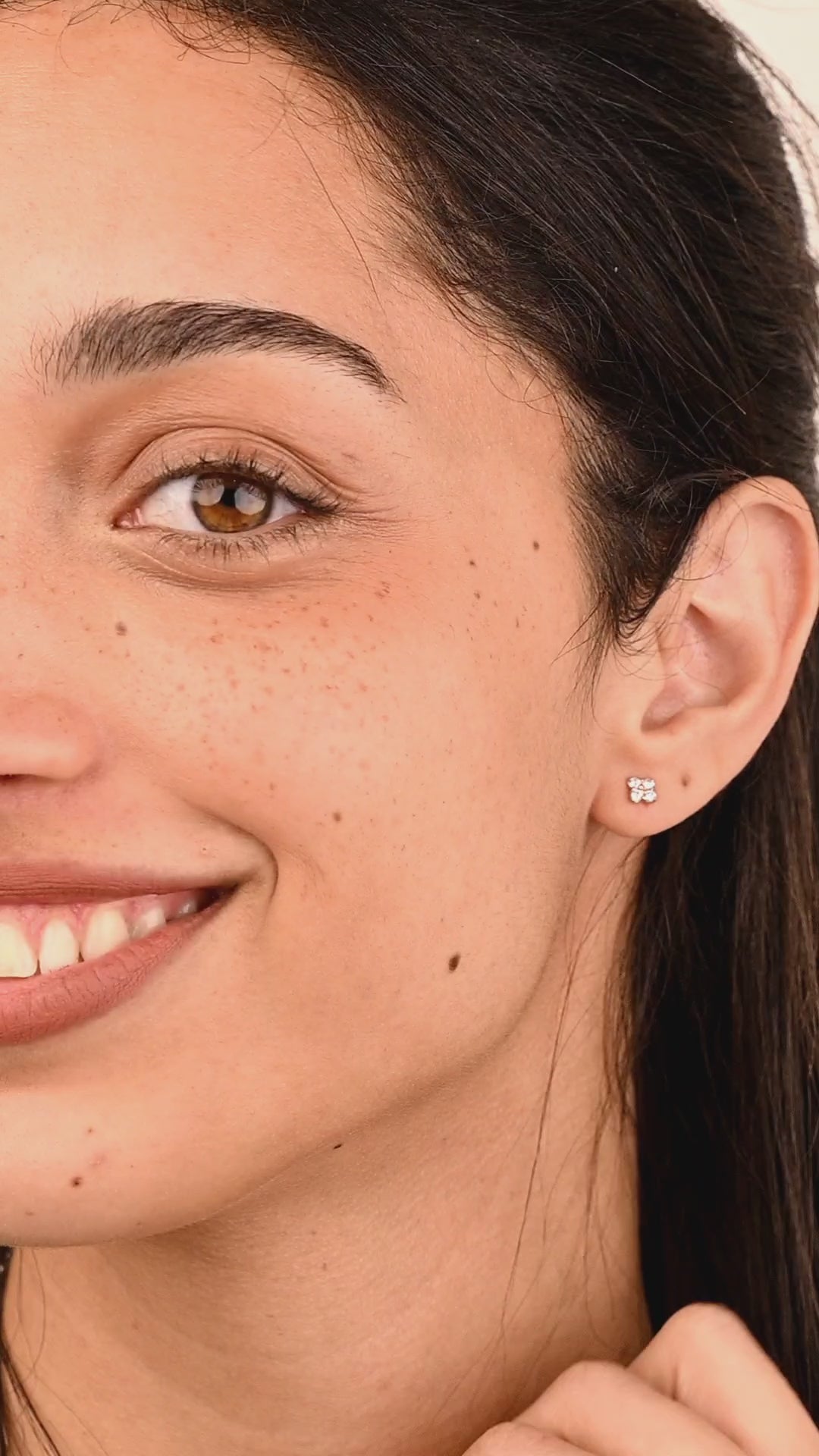 Diamond Floral Shaped Stud in 18K Yellow Gold - SIR1293