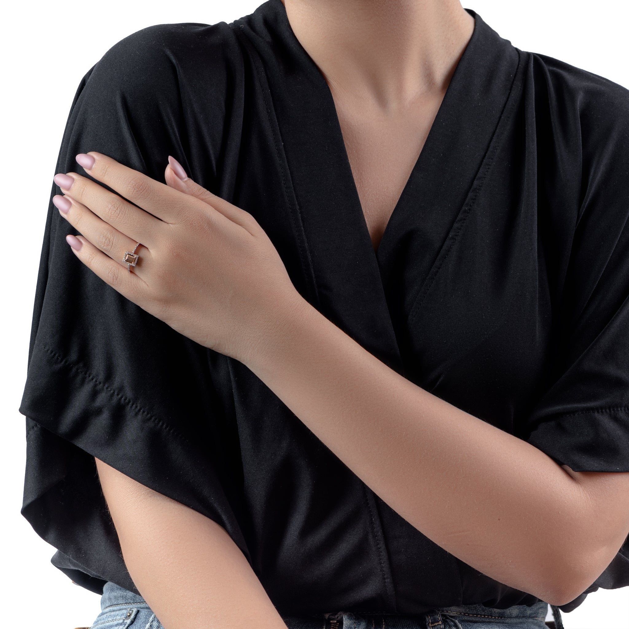 Half diamond ring with a square rounded with diamonds in 18k Rose Gold - S-R107