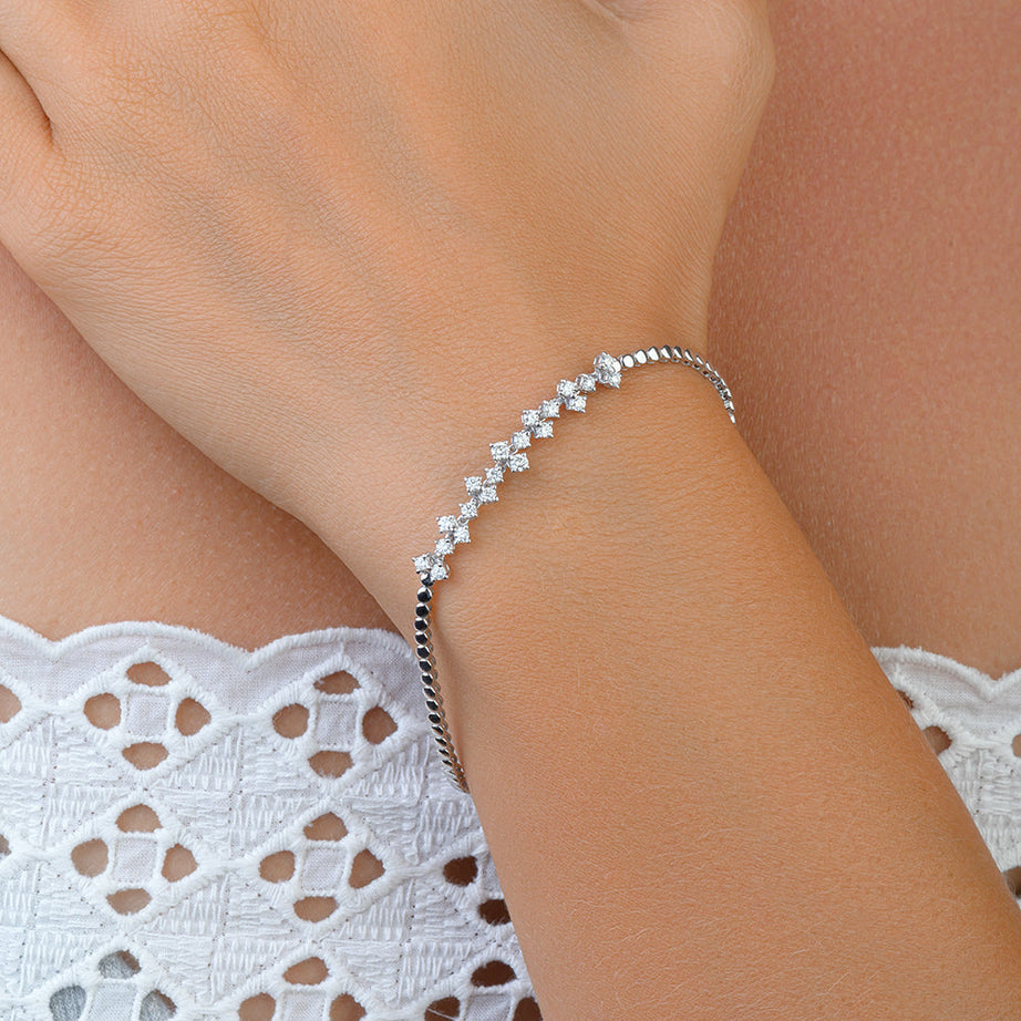 Special offer Beautiful Diamond Bracelet in White gold - B-S-BG005B