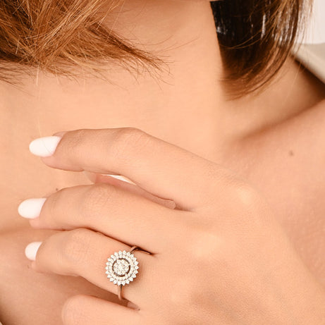 Classic Diamond Ring round shape in 18k White Gold S-R271S