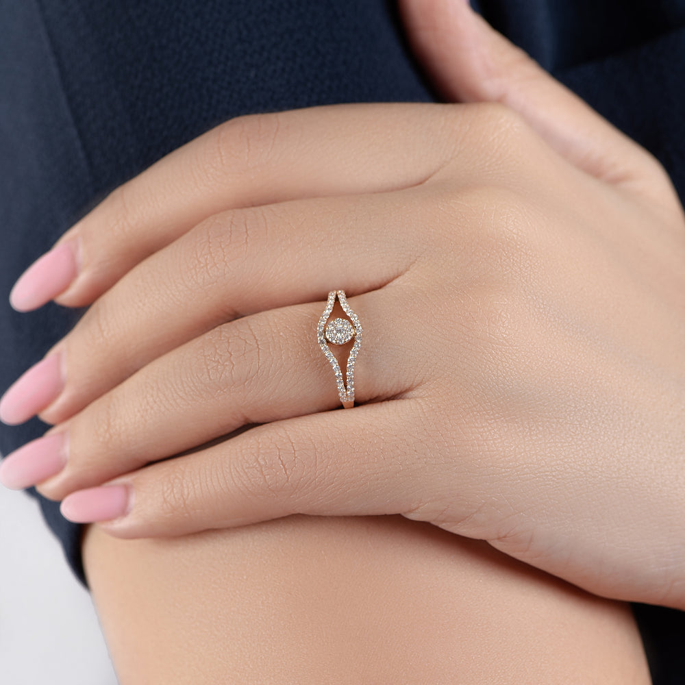 خاتم ألماس على شكل عين من الذهب الأصفر عيار 18 قيراطًا - NB0119