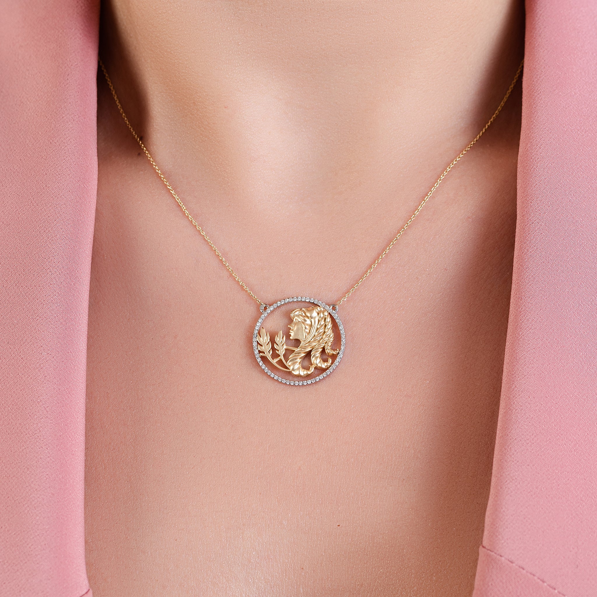 سلسلة برج العذراء مرصعه بالالماظ عيار 18 قيراط