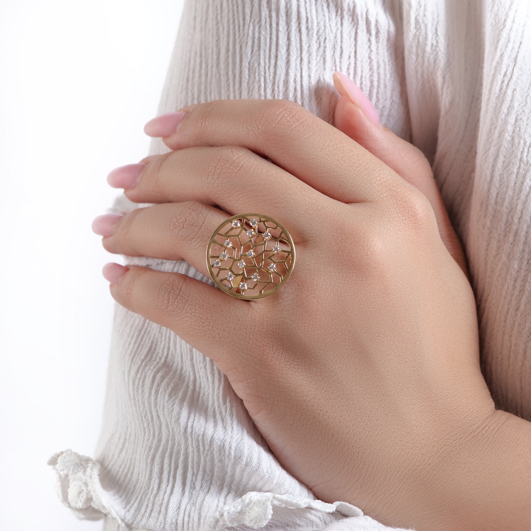 Special offer Geometrical Diamond Ring in 18k Yellow Gold - SIR1496R