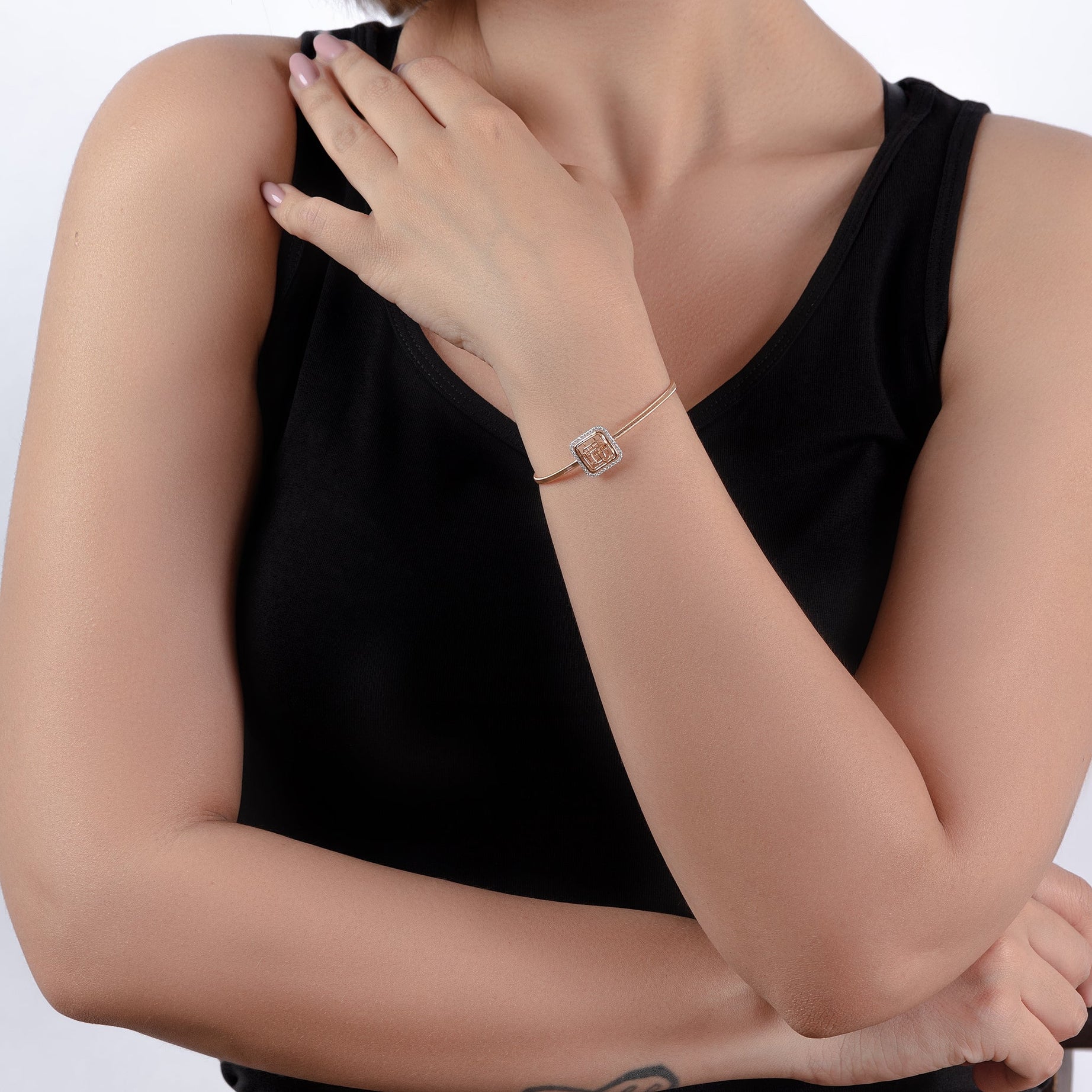 Perfect Tirette Diamond dazzling Bangle in Yellow 18K Gold - S-X25B