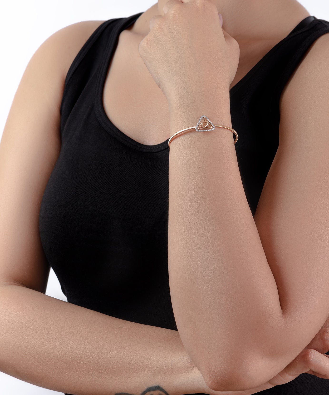 Diamond Triangular Tirette Bangle Bracelet in Yellow 18K Gold - S-X26B