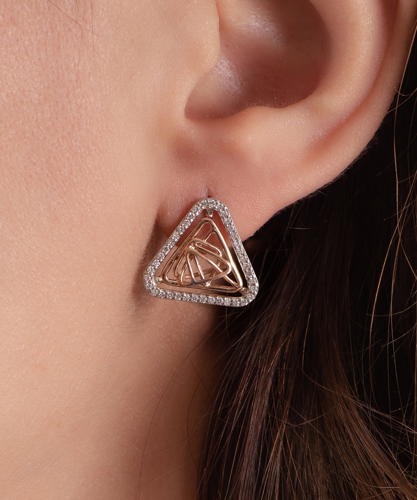 Diamond Triangular Tirette Earring in Yellow 18K Gold - S-X01E