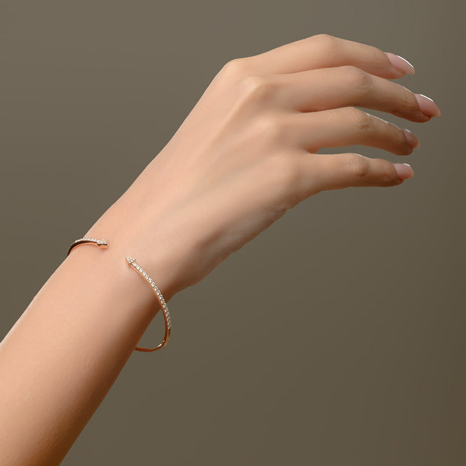 Special offer 18K Rose Opened Arrow Diamond Bangle - S-B57
