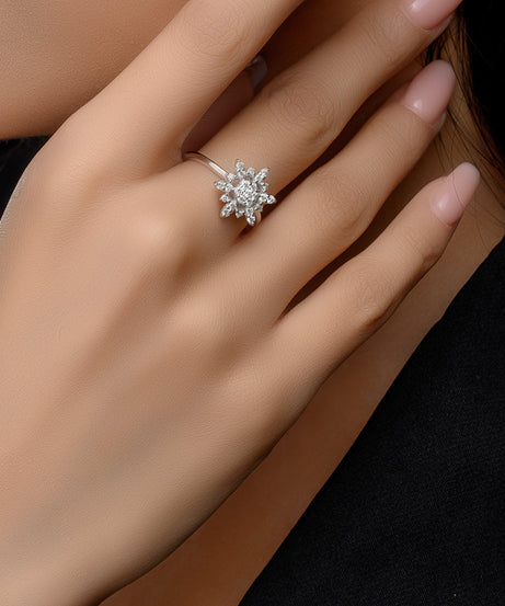 18K White Solitaire Diamond Ring - S-H057RS