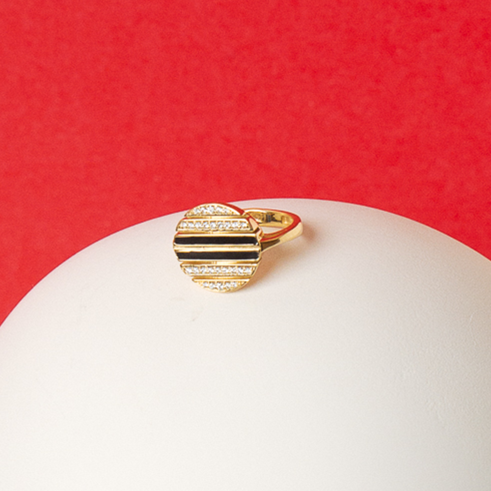 Bauhaus Collection Diamond Circle with Black Enamel Ring in 18K Yellow Gold - S-RF088S