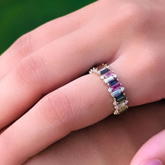 Unique irrigural diamond ring / S-W034SB
