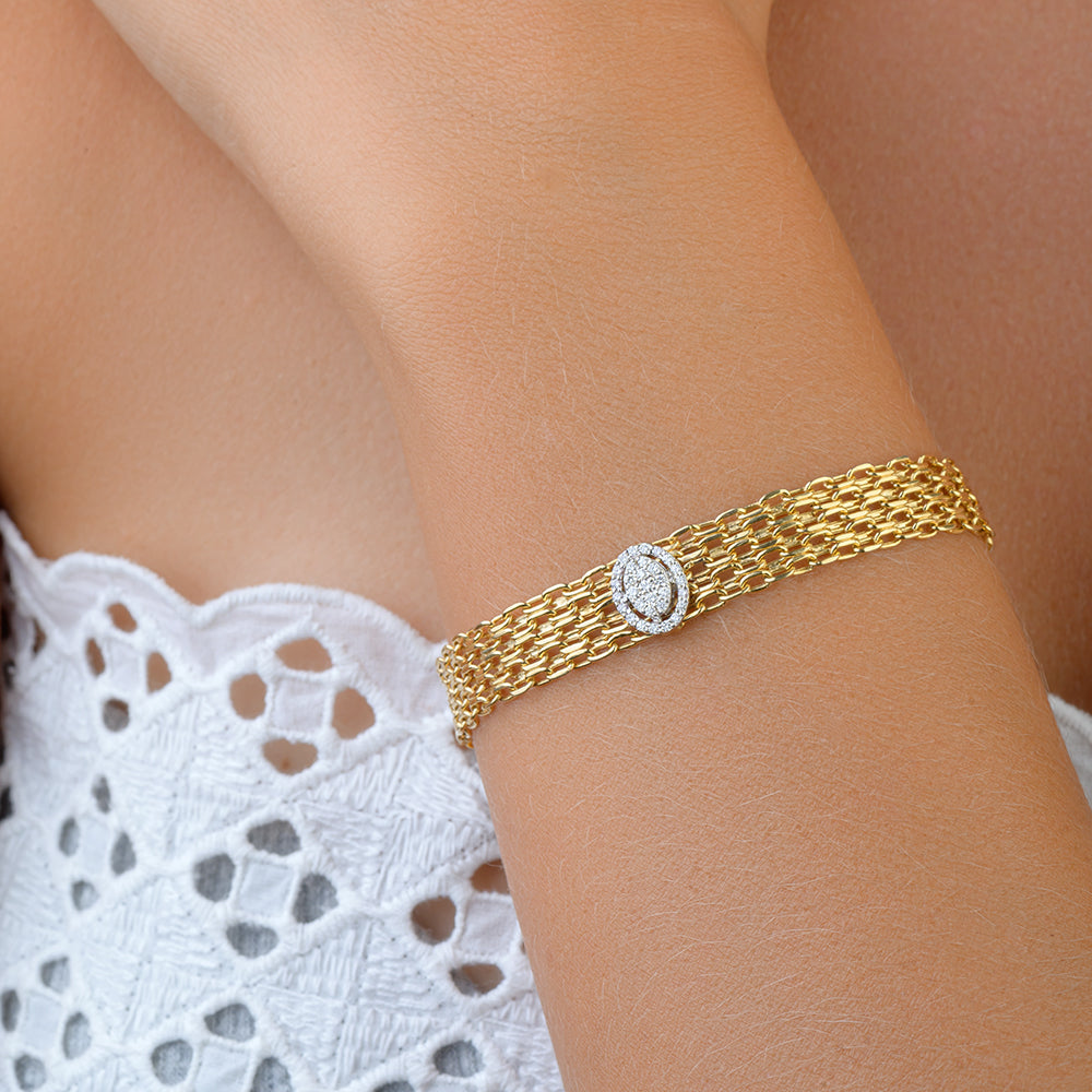 سوار الماس المركزي الرائع من الذهب الأصفر