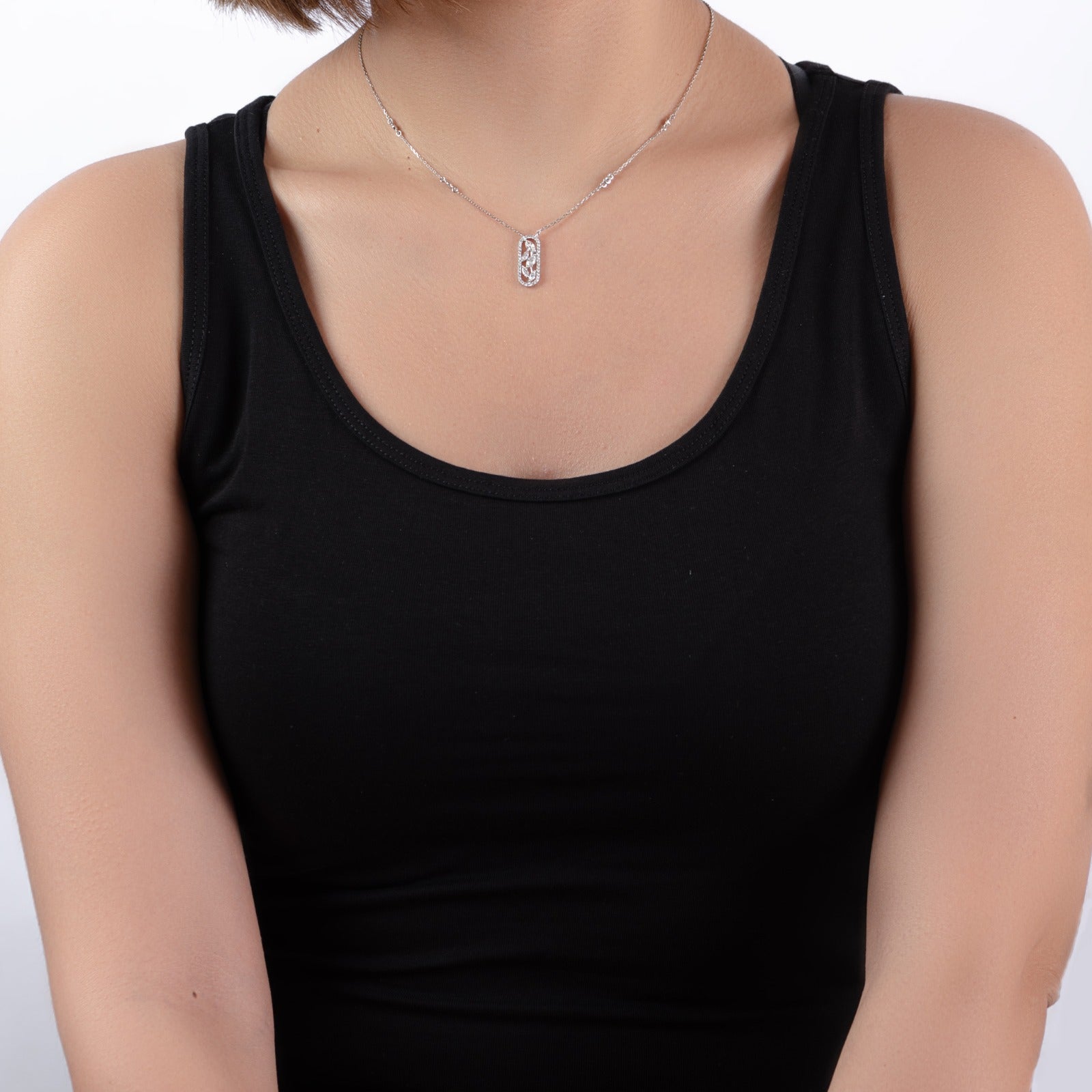 أوراق الماس المتدلية من الذهب الأبيض عيار 18 قيراط - SIR1093