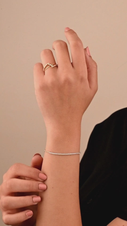 Tennis bracelet's elegance in half - YT246078B