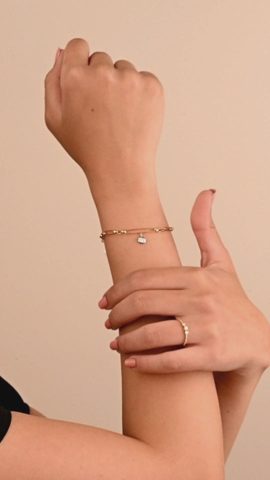 Timeless irregular gold bracelet with a diamond-shaped piece in 18K Rose Gold - S-X119B