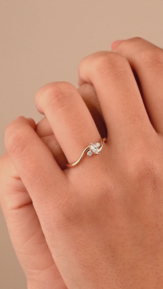 Diamond-Ring-18K-GOLD-SIRAN-BY-IRAM