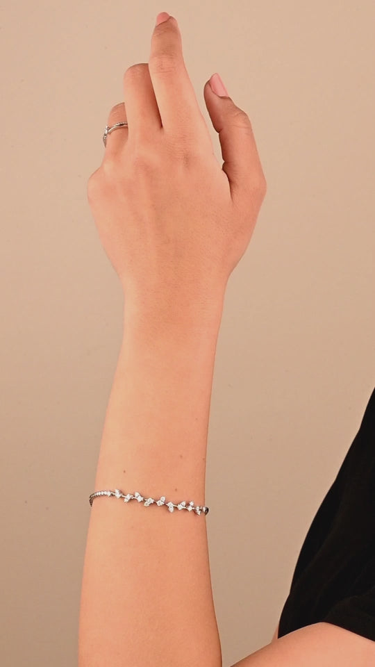 Bracelet with double small diamonds on each side, forming a unique shape - B-S-BG006B