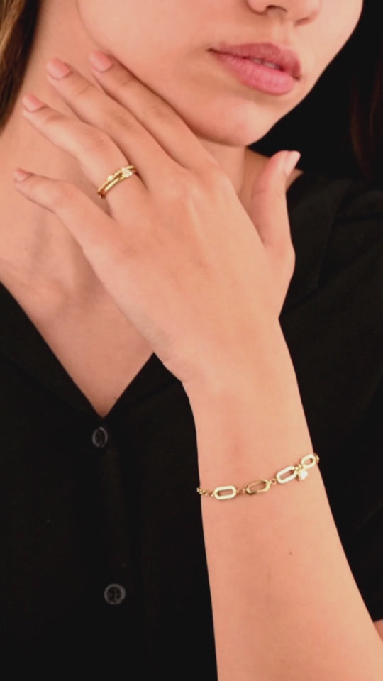 Unique gold bracelet with distinct center 18K Rose gold diamond - S-X118B