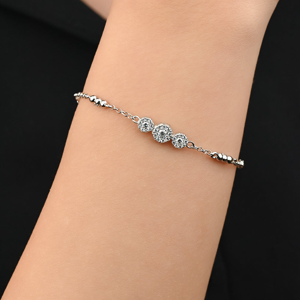 A Beautiful Diamond Bracelet in 18k White gold - S-B303S