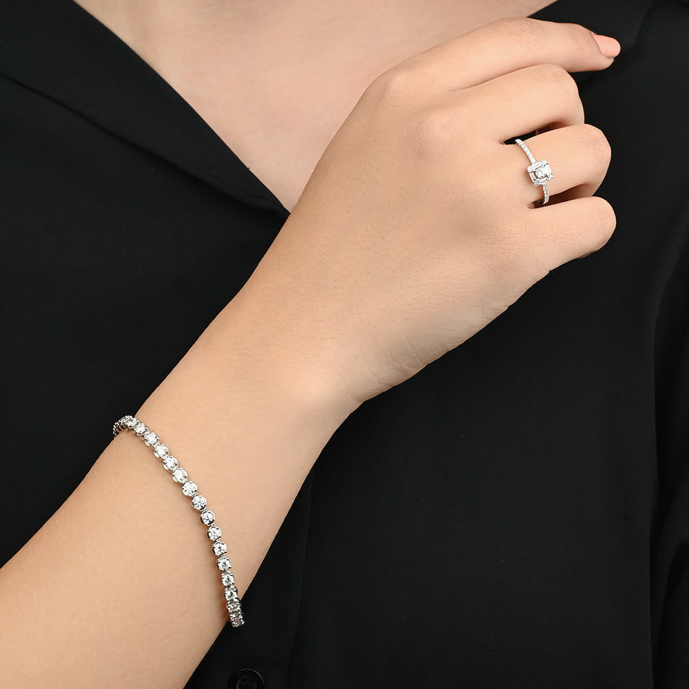 Baguette and Round Diamonds Unique Ring in 18k White gold - B-QR160