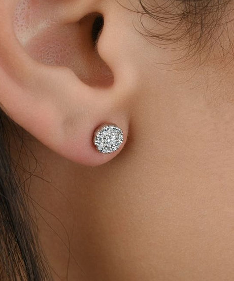 Classic Diamond Stud in 18k White gold - S-E241S