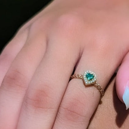 Heart Shaped Emerald and Diamond Ring / S-E99B