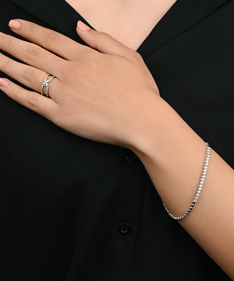 Magnificent Tennis Diamond Bracelet in 18k White gold - S-H041BS