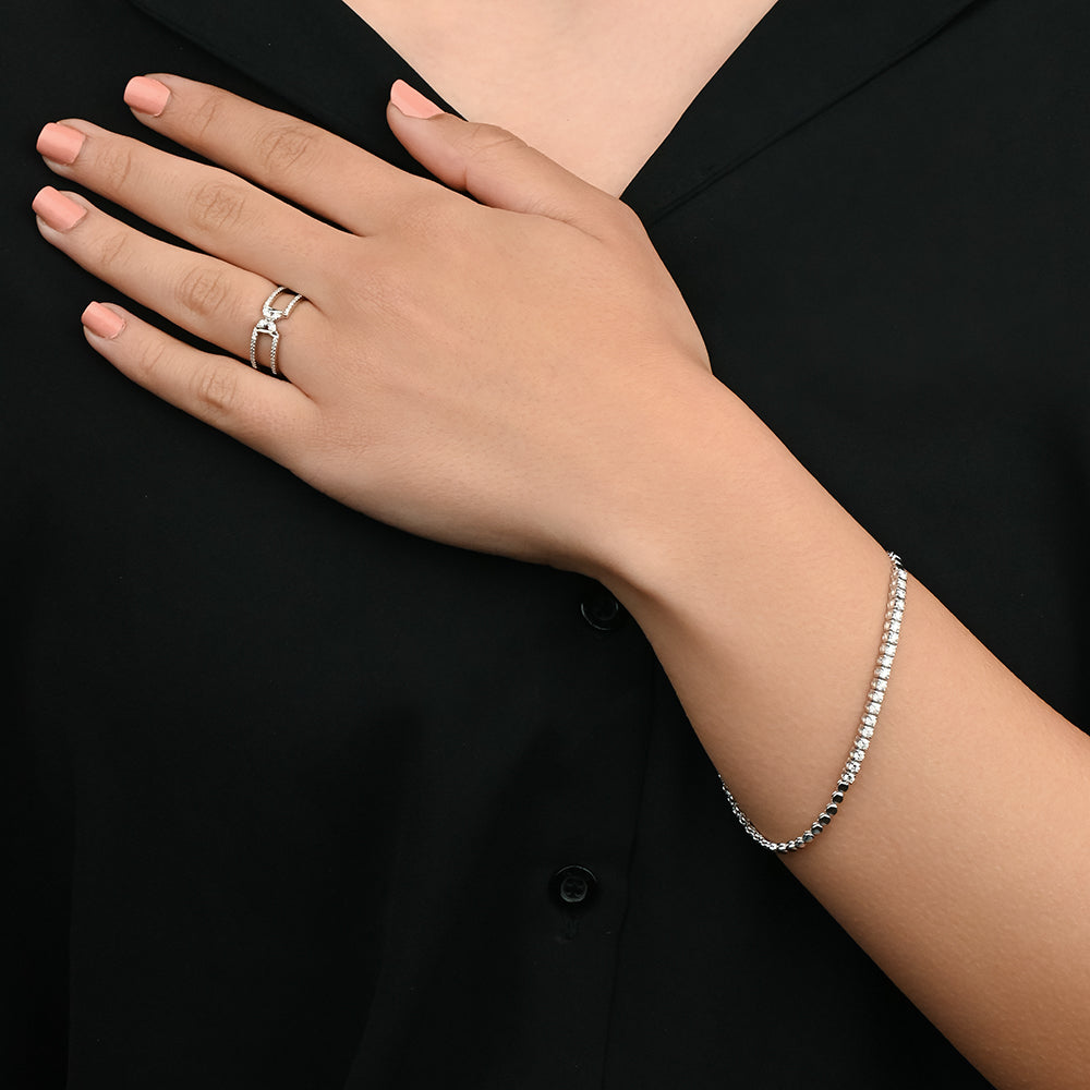 Magnificent Tennis Diamond Bracelet in 18k White gold - S-H041BS