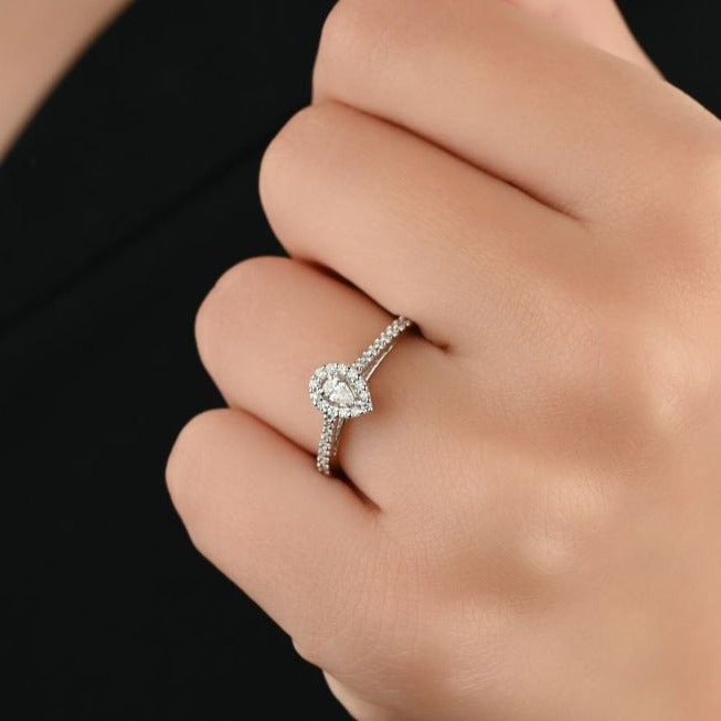 dazzling Pearl centerpiece in a stunning diamond ring - S-R310XC