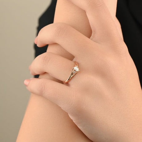 Statement ring featuring a bold oval diamond shape - S-R352X