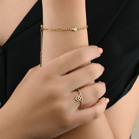Gold Bracelet With Mixed Shapes and Oval Diamond Center - S-X073B