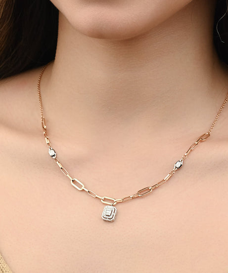 A Beautiful Diamond Necklace in 18k Rose gold - S-X075N
