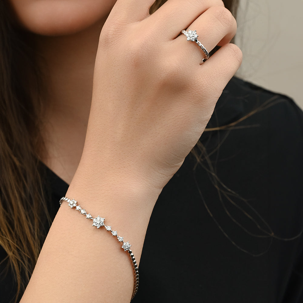 Crown Shaped Diamond Bracelet in 18k White gold - S-X114B