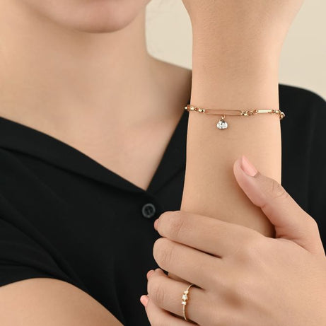 Timeless irregular gold bracelet with a diamond-shaped piece in 18K Rose Gold - S-X119B