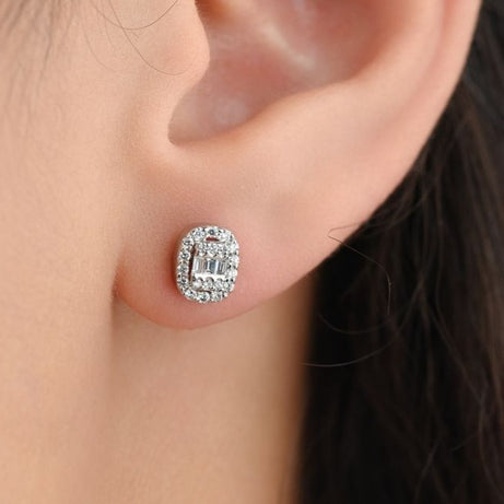Precious diamond Stud in 18k White gold  - S-X17BE